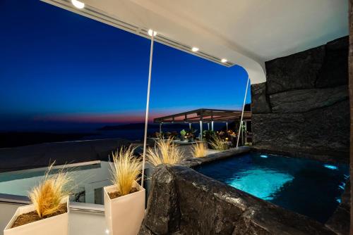 Piscine de l'établissement Daydream Luxury Suites ou située à proximité