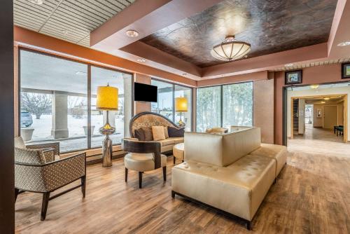 Quality Inn & Suites – Photos 4