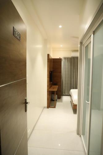 Koupelna v ubytování YOGIRAJ EXCLUSIVE LODGE