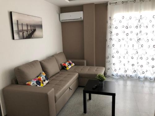 Posedenie v ubytovaní Estudio en Ciudad Jardín
