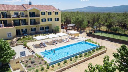 Φωτογραφία από το άλμπουμ του Mobile Homes Vrata Krke σε Lozovac