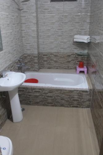 Koupelna v ubytování HOTEL HAIFA