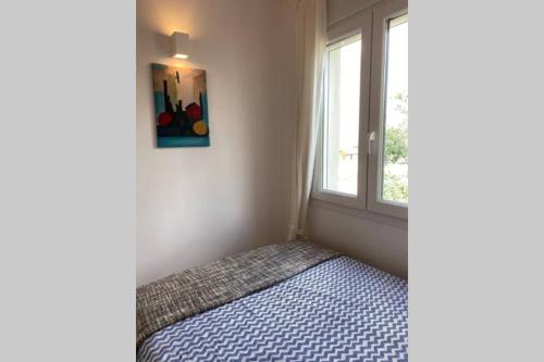 Ένα ή περισσότερα κρεβάτια σε δωμάτιο στο Charming apartment in Becerril de la Sierra