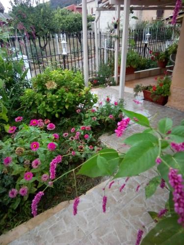 Villa Angela, Traditional Villa in the village