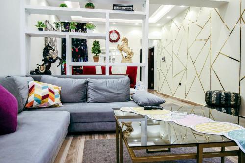 Comtemporary Apartment in Cairo's City Centre