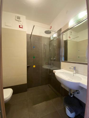 Vannituba majutusasutuses Park Hotel Bozzi