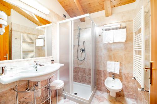 Koupelna v ubytování Hotel Salvan