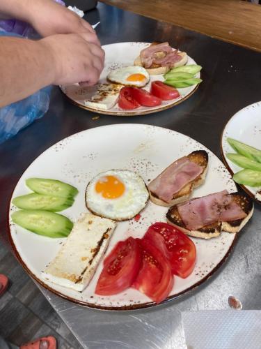 Mad på kroen eller i nærheden