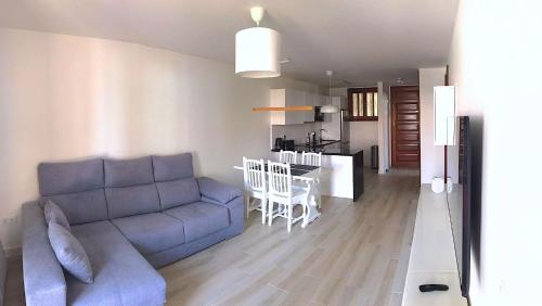Parque Santiago I - 2 Bedroom - 1 Bathroom - Open plan living - Kitchen area - Extra large balcony - First Floor Apartment