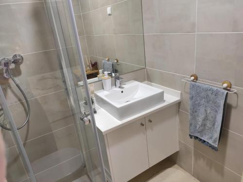Ванная комната в Numar Residence J -Manta Rota