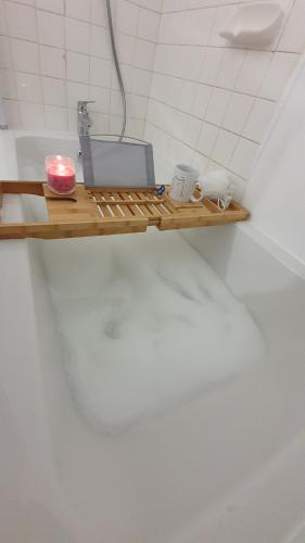Koupelna v ubytování Appart'Hotel Lizon Cocooning avec sauna