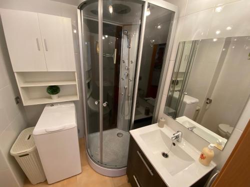 Et badeværelse på El Mar - 4 personnes LUXURY