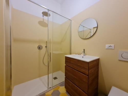 Kúpeľňa v ubytovaní Cinque Giornate Charme Apartment