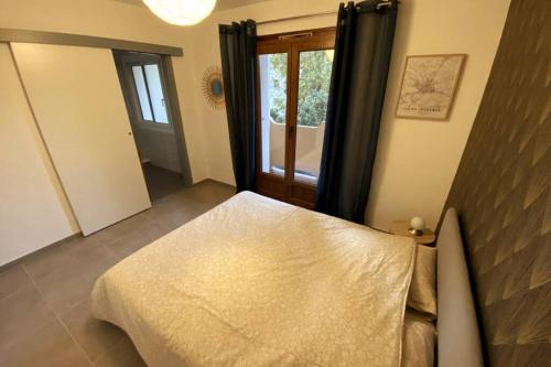 Postel nebo postele na pokoji v ubytování Appartement T2 Cosy sur Aix