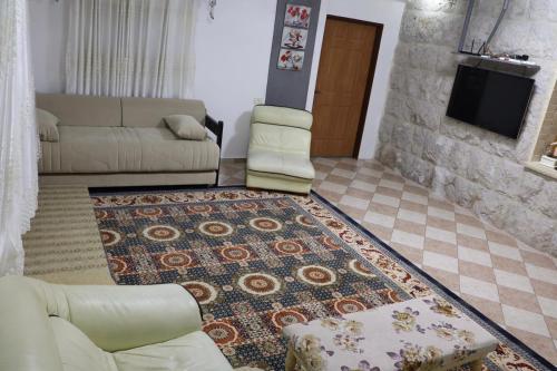 Gallery image of Mreoma hostel in Majdal Shams