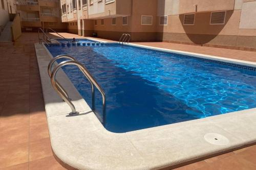 Acogedor apartamento en zona residencial con piscina