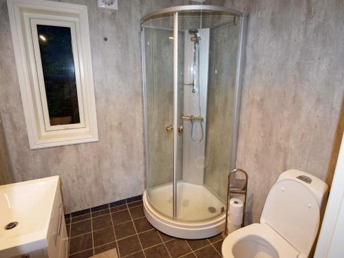 Koupelna v ubytování 6 person holiday home in Sømna