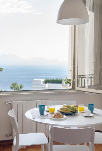 BayView Posillipo, Luxury Terrace & Private Parking - Stunning view