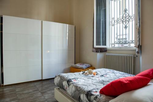 Indipendenza Apartment by Mamo Florence