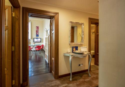 Indipendenza Apartment by Mamo Florence