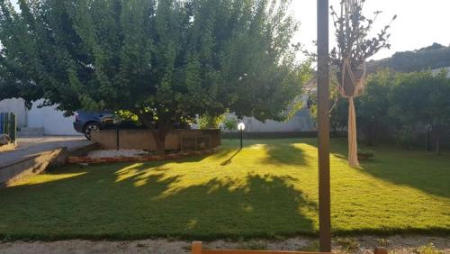 Κήπος έξω από το Relax tra mare e monti Flumini di Quartu
