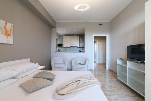 Contempora - Elvezia Park - Studio overlooking the Park - E53