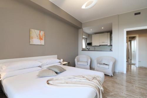 Contempora - Elvezia Park - Studio overlooking the Park - E53