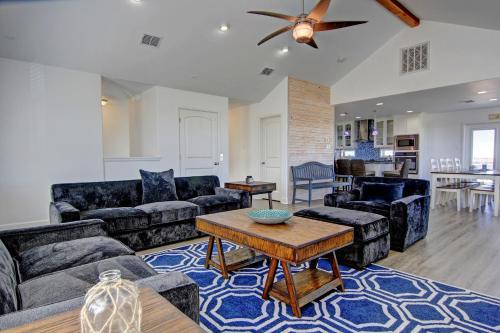Gallery image of Livin On Cloud 9 IPE122 in Padre Island