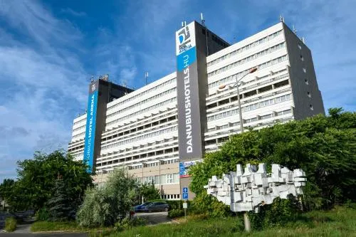 Danubius Hotel Arena photo