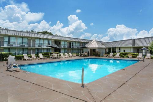 Piscina en o cerca de Ramada by Wyndham Houma