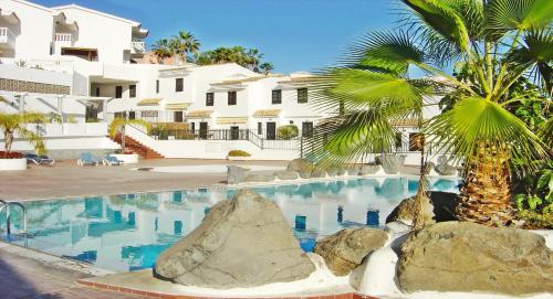 The swimming pool at or close to Casa Dos Angeles - Charming Retreat 2 Bedrooms