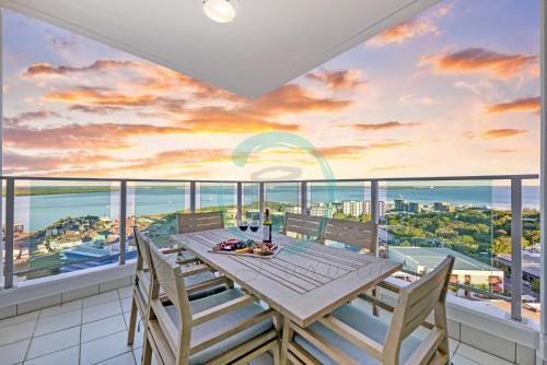 Gallery image of ZEN TOWERS PENTHOUSE Darwin's Exclusive Short Stays Holiday Home in Darwin