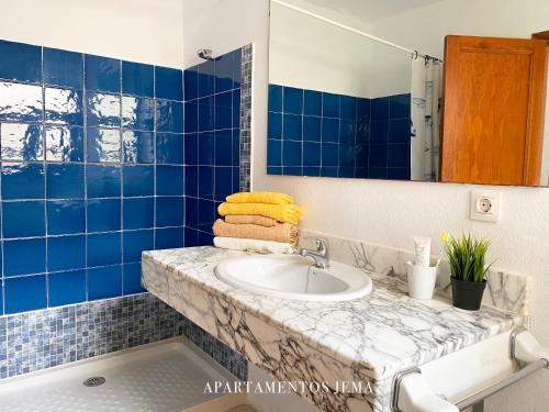 Vannituba majutusasutuses Apartamento Jema, a un paso de la playa