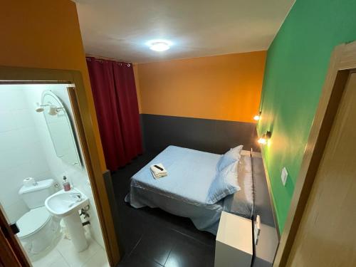 Phòng tắm tại Hostal Numancia