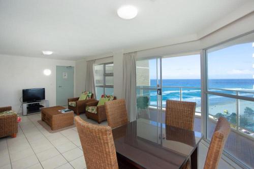 Gallery image of Grosvenor Beachfront Apartments Surfers Paradise in Gold Coast