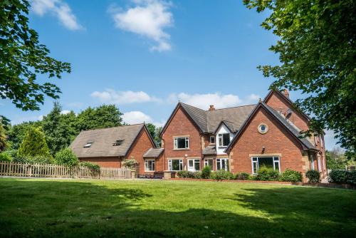 The Farmhouse at Ream Hills