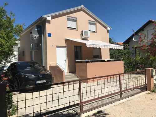 Apartment in Vrsi with terrace, air conditioning, Wifi 5022-2