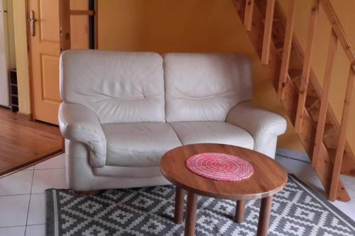 Photo de la galerie de l'établissement Agréable logement dans petit village sud-essonne, à Champcueil