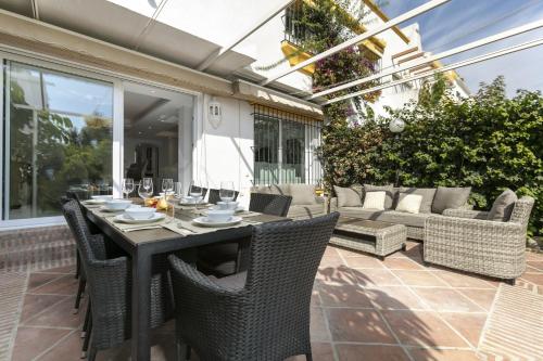 Casa Isa by Finest Rentals