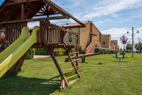 Herní místnost nebo prostor pro děti v ubytování Salvapiano Holiday Ranch