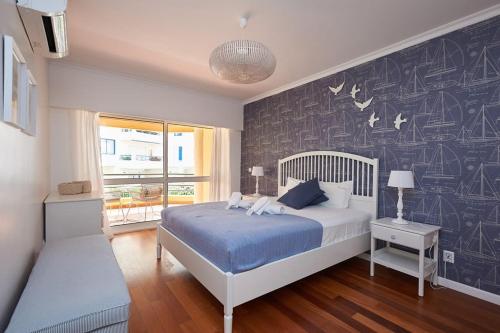 Oceanario 2 Bedroom Apartment - Sea View and Pool