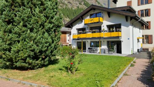 Galeriebild der Unterkunft "alti Post" zentralgelegene, stilvolle Dachwohnung in Täsch