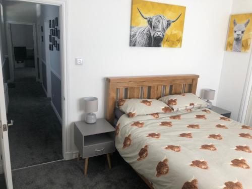 Postel nebo postele na pokoji v ubytování Annat Cottage