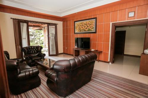 Seating area sa Ubud Hotel & Cottages