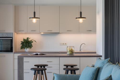 Kallithea Residenceにあるキッチンまたは簡易キッチン