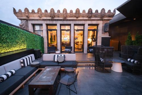 Kimpton Hotel Monaco Philadelphia, an IHG Hotel Image
