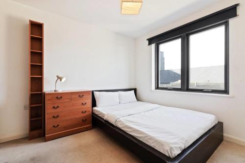 Krevet ili kreveti u jedinici u objektu Modern 2 Bedroom Apartment in Homerton
