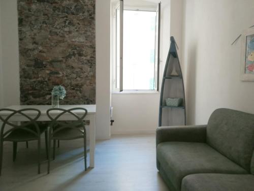 A seating area at Casa Patella