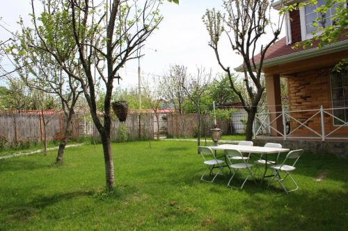 Κήπος έξω από το Green Garden Gabala Villas&Cottages