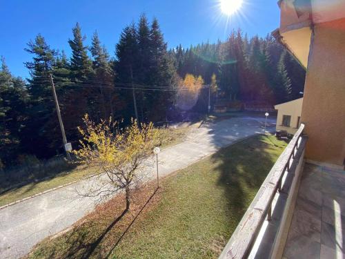 Popovi LivadiにあるHotel Piriのギャラリーの写真